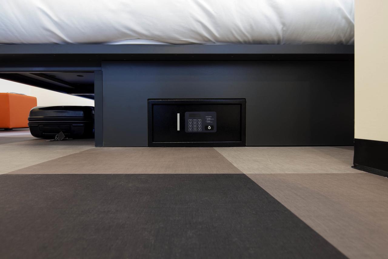 Easyhotel Centre Hotel