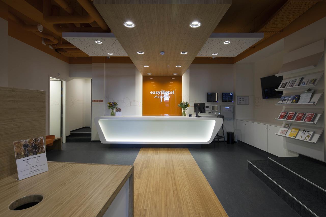Easyhotel Centre 2*